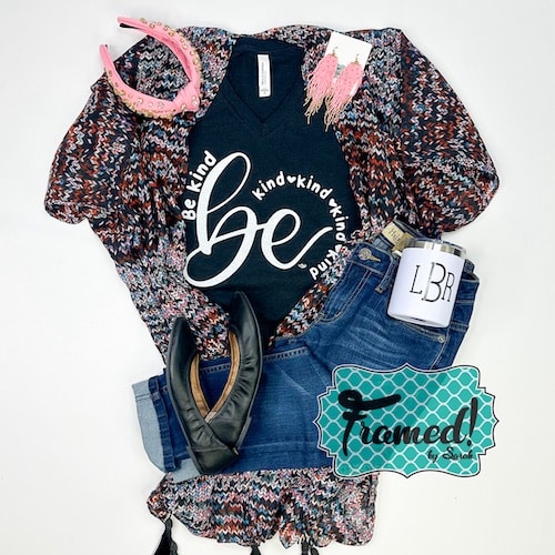 'Be Kind' Graphic Tee with Blue & Coral Print Kimono, blue jeans, ballet flats, and pink accessories